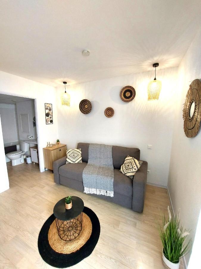 Apartamento L'ethnik--studio Confort--clim--parking--wifi *
