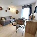 L\'Ethnik--Studio Tout Confort--Clim--Parking--Wifi