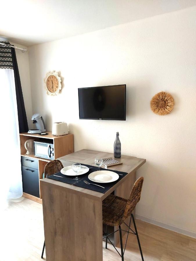 L'ethnik--studio Confort--clim--parking--wifi Apartment *